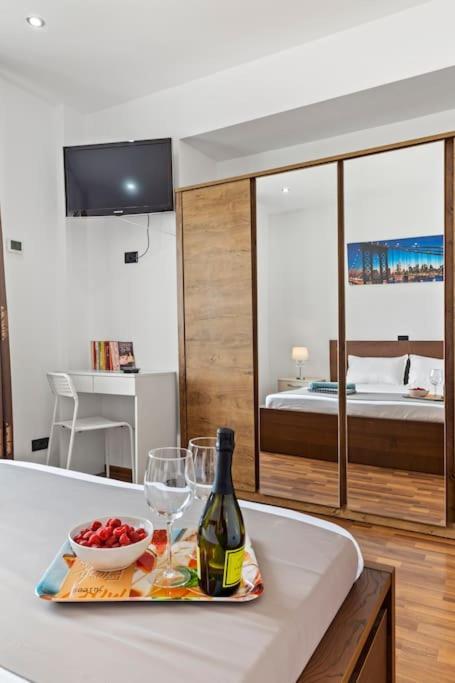 Bamboo Ultra Central Apartment Bükreş Dış mekan fotoğraf